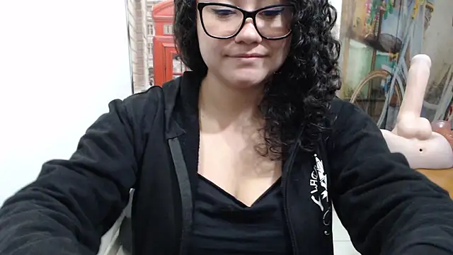 [2 Oct 06:37] Private Show - video by curly_greeneyed cam model