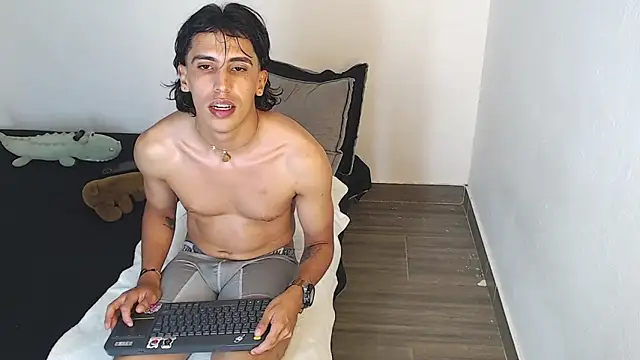 CUM SEVERAL TIMES - vídeo de Robisson_zack modelo de câmara