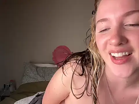 [7 Jun 06:38] Private Show - video by anamira1 cam model