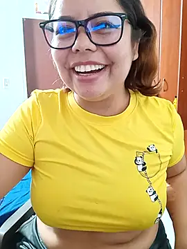 DEEPTHOAT SPIT FUCK ASS AND PUSSY