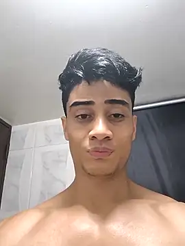 A cold shower; D - video van Stylish_man cam-model