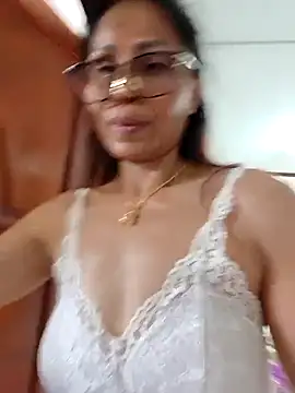 Mama naked open pussy - video by Mama_Eva_1 cam model