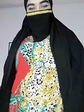 Private Show moving the bum - video by leixy_ambar cam model