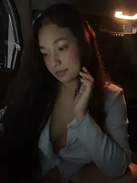 FUCK IN THE CAR - video by lana_rousse01 cam model