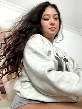 open pussy - video by lana_rousse01 cam model