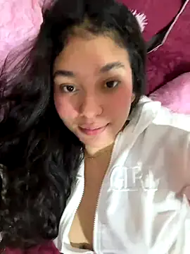 sexy striptis and my pussy open - video by lana_rousse01 cam model