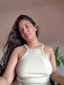 My unshaven pussy - video by lana_rousse01 cam model