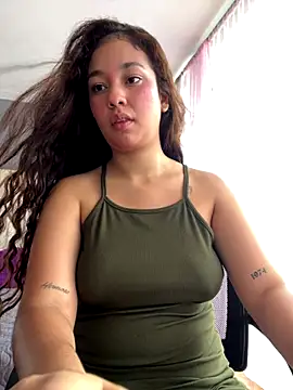 Wool Crawling - video by lana_rousse01 cam model