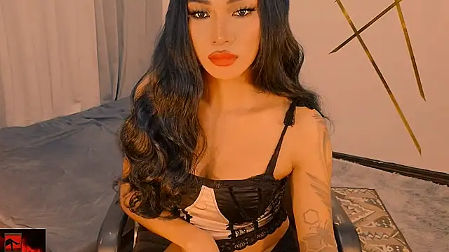 SQUIRT – video modela na kameri _Mia_Malkova_