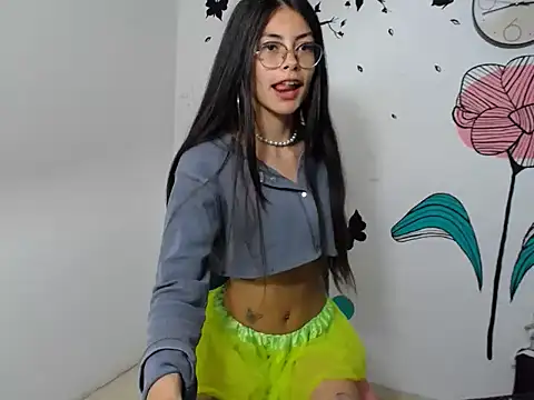 masturbation and blowjob - video by AliraRw_01 cam model