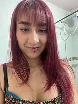 [26 Jul 09:51] Private Show – video od webkamerové modelky JuliethaDemon_