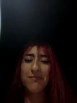 [5 Dec 18:20] Spy Show – video od webkamerové modelky JuliethaDemon_