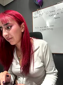 [16 Dec 18:50] Private Show – video od webkamerové modelky JuliethaDemon_