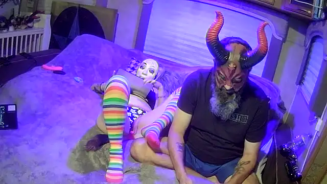 [27 Sep 21:16] Public Show - video by jamiezlilith