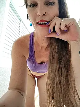 Brincando na varanda de casa 😈🔥 em chat