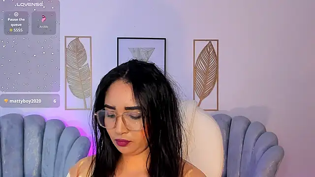 Come and suck my body 👅🥛 - video by Sharon_breezee cam model