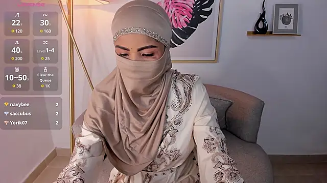 naked + face - video by zahira_zayna