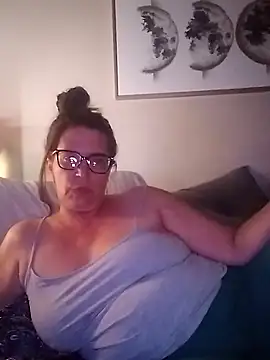 [14 Jul 16:40] Private Show - video by petalsexy cam model