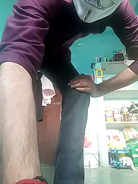 [3 Jul 06:11] Public Show - ক্যাম মডেল Stubborndesiboy-এর ভিডিও