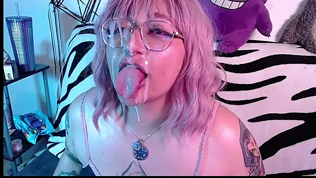 ahegao ☮️☮️