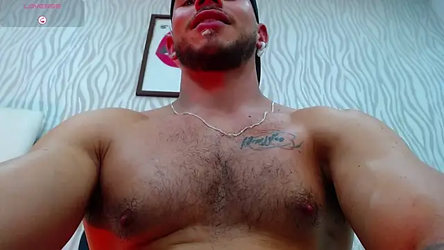 [24 Jul 00:23] Private Show – video od webkamerové modelky dylan_jacobx