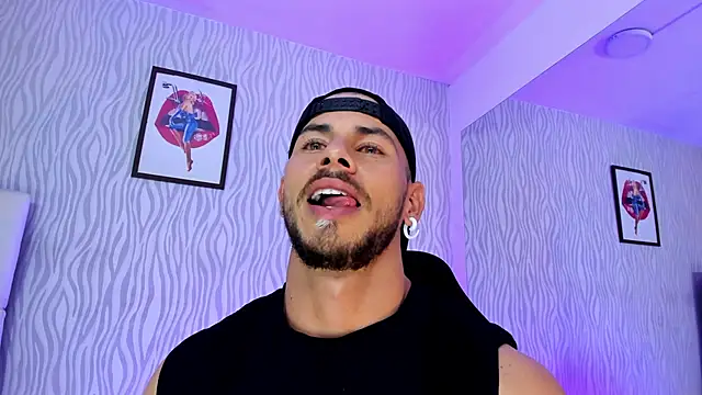 [30 Nov 00:59] Private Show - video by dylan_jacobx cam model