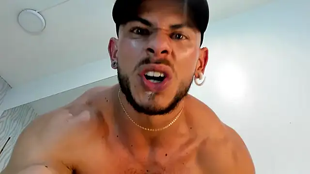 [4 Apr 20:07] Private Show – video od webkamerové modelky dylan_jacobx