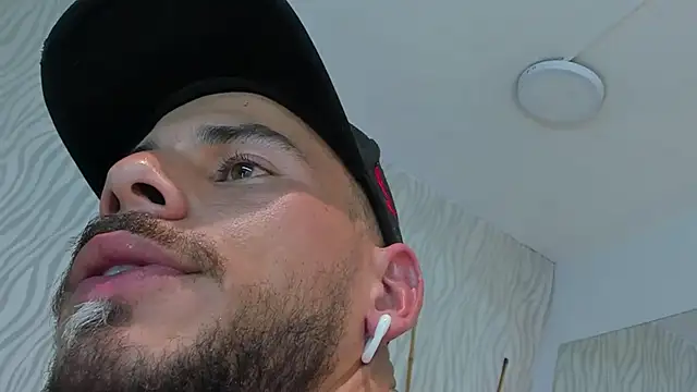 [26 Aug 16:13] Private Show – video od webkamerové modelky dylan_jacobx