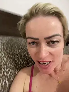 [19 Sep 20:34] Private Show - video by Alerquinasc cam model