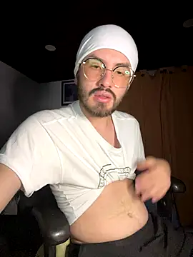 [19 Jul 23:40] Public Show - Video von dearwishel97 Cam-Model