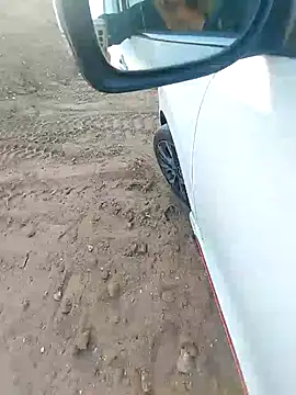 Stuck car - video by Alisasex@xh cam model