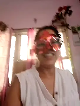 Xyz video - video by thanusi_2 cam model