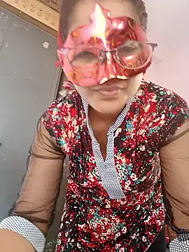 Xyz video– thanusi_2 kameramodell videója