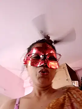 Xyz video - video by thanusi_2 cam model