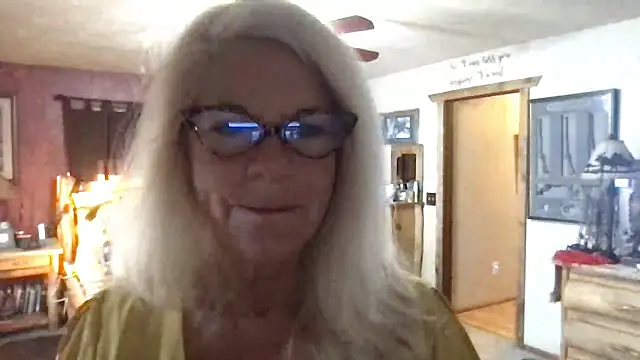 Be a good boy for Mommy - SubMissOlivia adlı kamera modelinin videosu