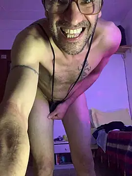 Трендове відео  5186 вебкаммоделі TORAKIKI79