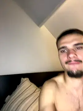 lick pussy + lick feet + doggy - vídeo de la modelo de cam los_freaky