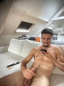 Masturbating me - vídeo de la modelo de cam los_freaky