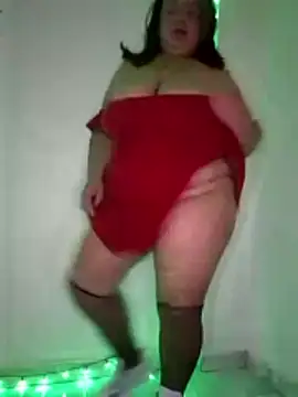 [18 Apr 20:17] Public Show - video av Lauhot85 cam-modell