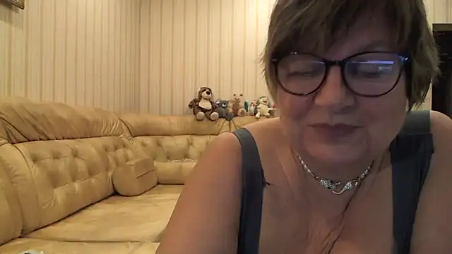 [19 May 23:48] Private Show
