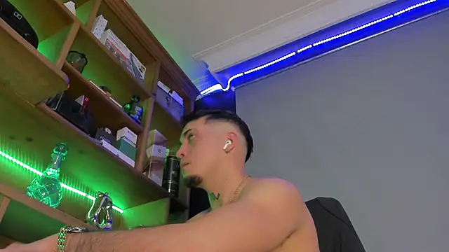 😈 - vídeo de la modelo de cam Gael_williams1
