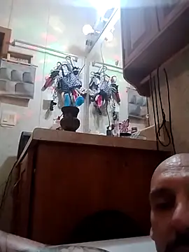 [14 Feb 14:24] Public Show - 視頻由 BonnienClyde5421 主播提供