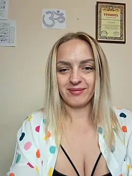 [10 Jun 09:05] Private Show - βίντεο μοντέλου Ami_Foxy