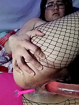 Lush in my ass while fuck my pussy - video van Ftm_Bunny cam-model