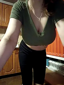 [28 Jan 02:35] Public Show - فيديو من Lissa213 موديل الكام