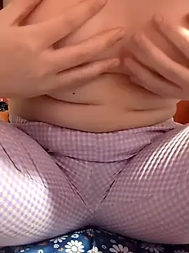 [22 Feb 07:41] Private Show – video od webkamerové modelky opna8