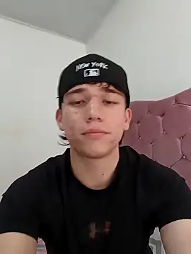 [21 Jun 12:24] Private Show - فيديو من Logan_sixxer موديل الكام