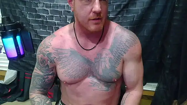 [15 Jun 16:43] Private Show – video af CloudyKingG cam-model