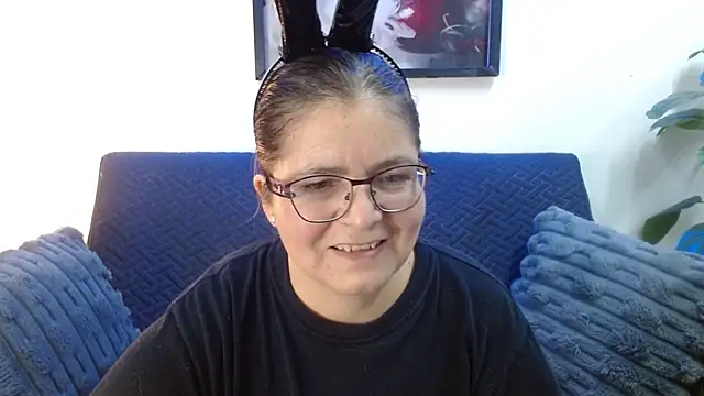 SEXY BUNNY 😈🖤 — filmik Linda_banks_, modela(-lki) na kamerkach