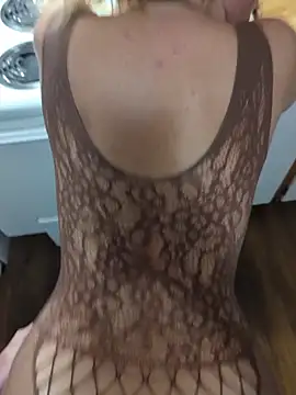 Kitchen facial after doggy style pounding! - [16 Dec 17:00] Group Show - video by EllieEnchantress cam model